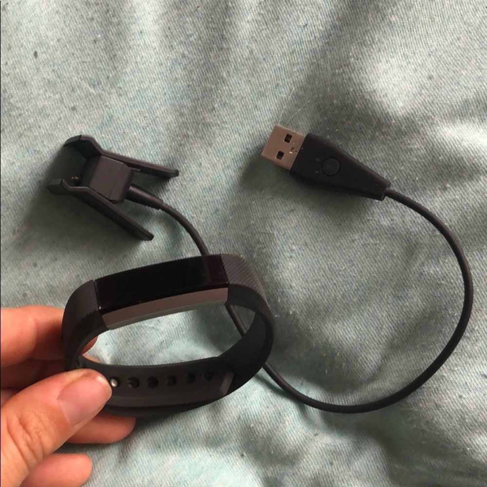 Fitbit Alta barely used